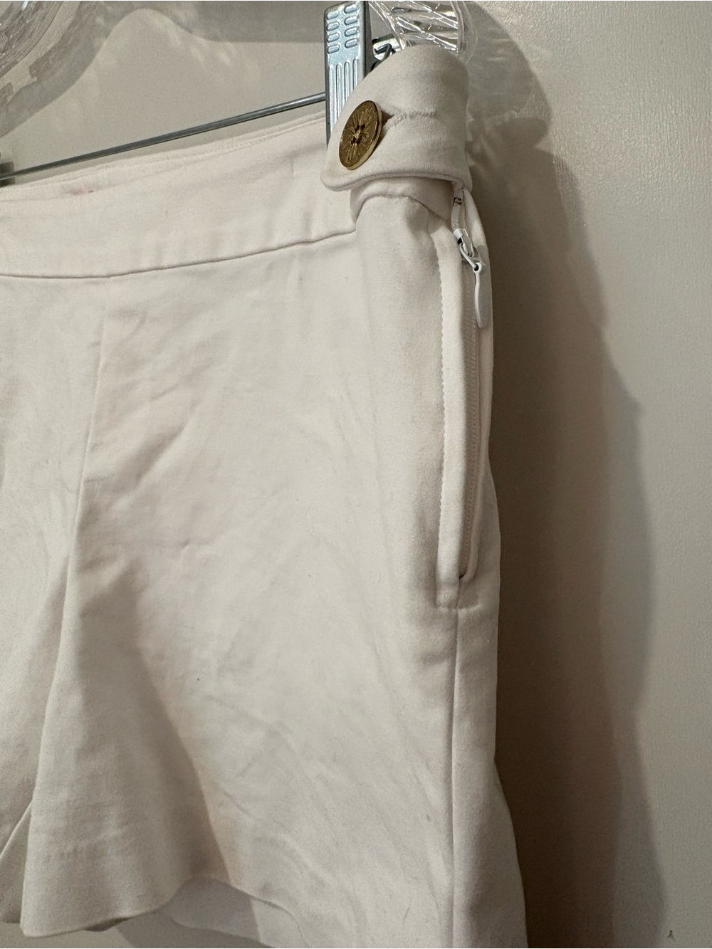 Lilly Pulitzer White Shorts Side Gold Button Tailored 4 - Picture 4 of 10